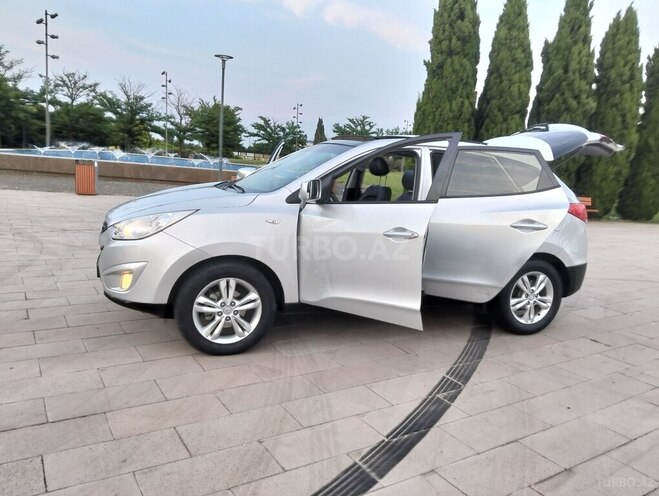 Hyundai ix35-10