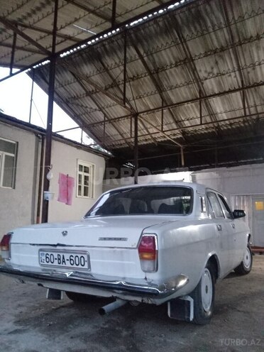 GAZ 24 "Volga"-2