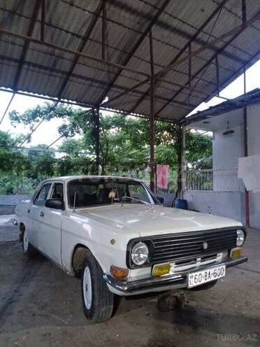 GAZ 24 "Volga"-1