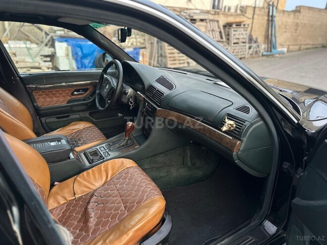 BMW 730-14