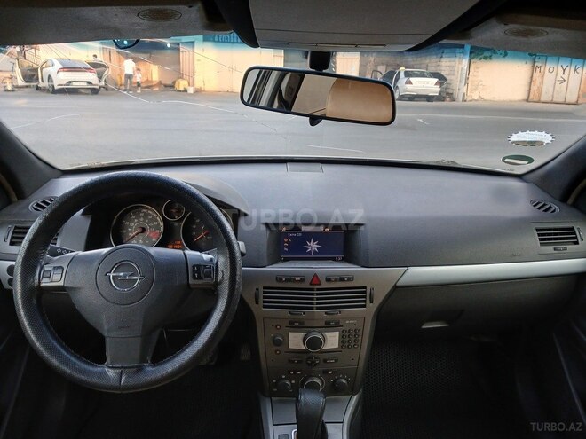 Opel Astra-2