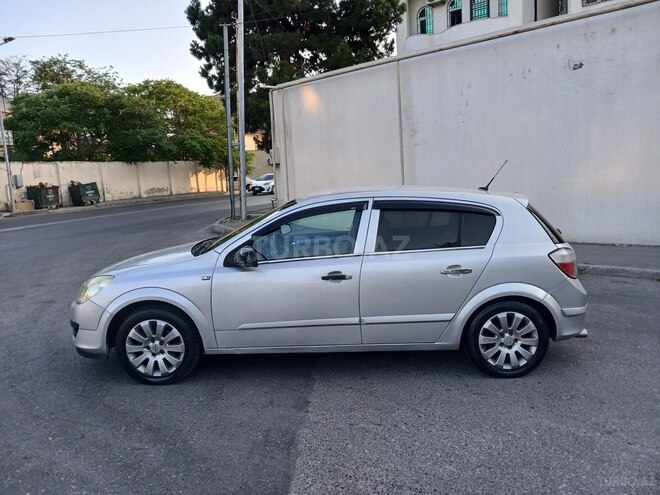 Opel Astra-7