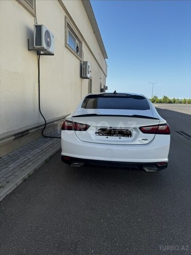 Chevrolet Malibu-3