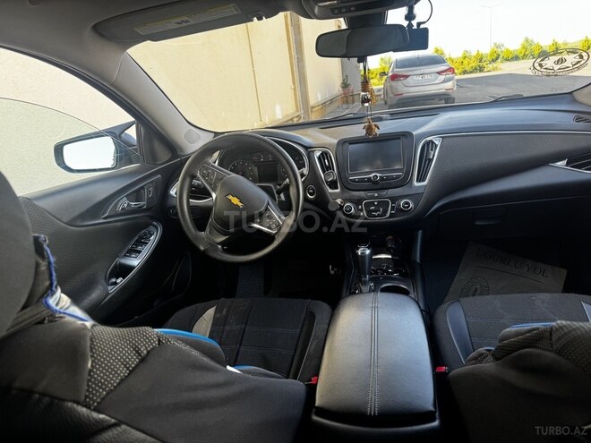 Chevrolet Malibu-6