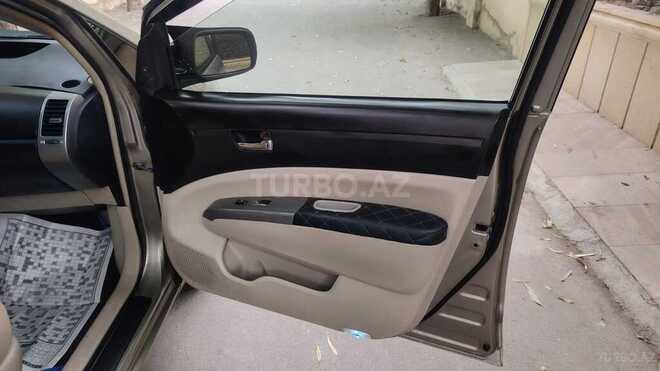 Toyota Prius-6