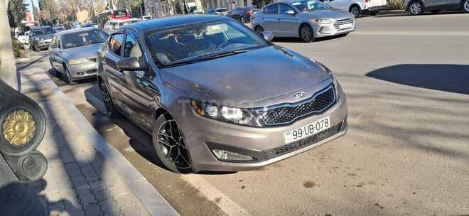 Kia Optima-1