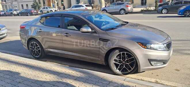 Kia Optima-2