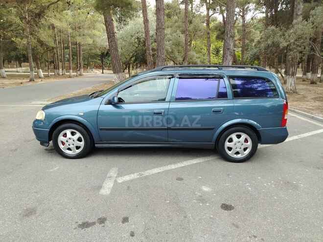 Opel Astra-11