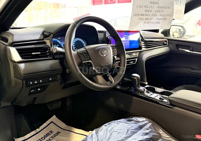 Toyota Camry-8