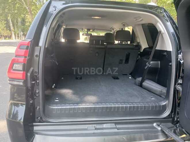 Toyota Land Cruiser Prado-15