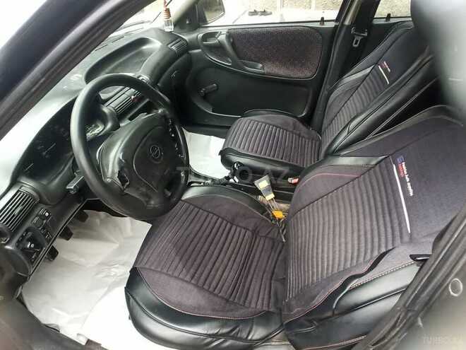 Opel Astra-7