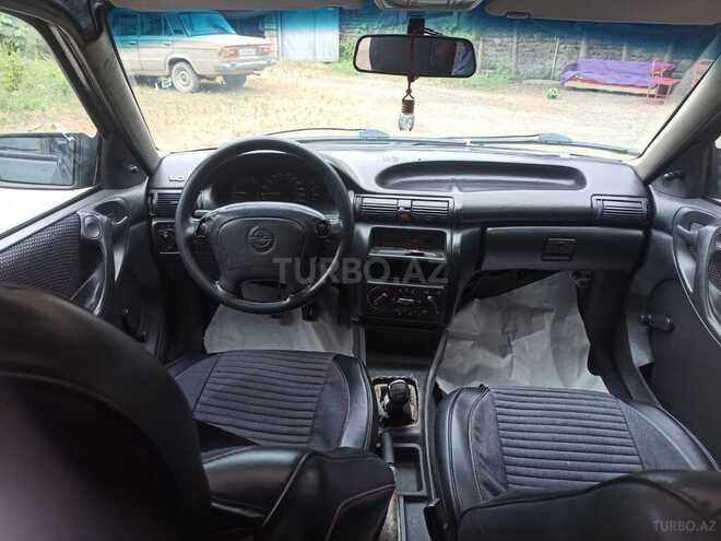 Opel Astra-9