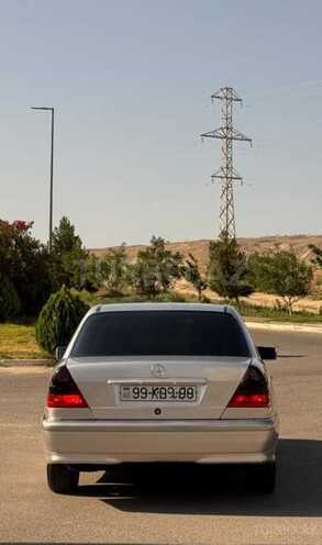 Mercedes C 180-3