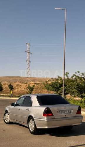 Mercedes C 180-4