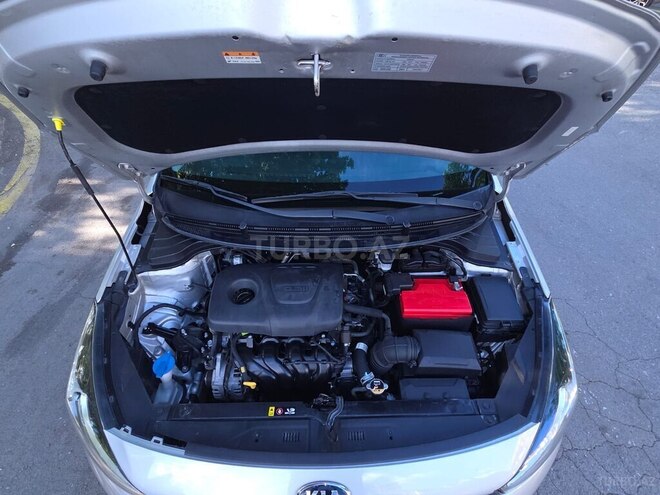 Kia Rio-6