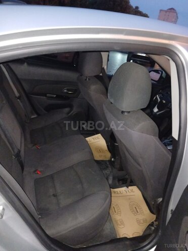 Chevrolet Cruze-7