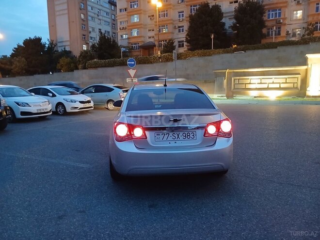 Chevrolet Cruze-3