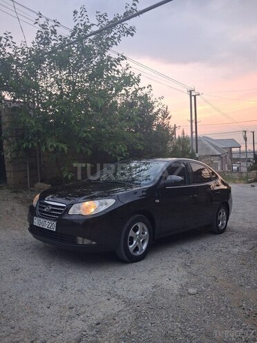 Hyundai Elantra-6