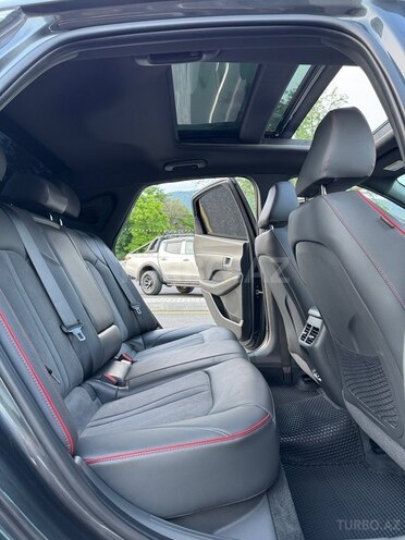 Hyundai Sonata-17