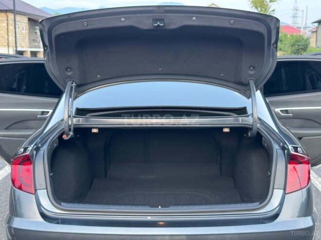 Hyundai Sonata-21