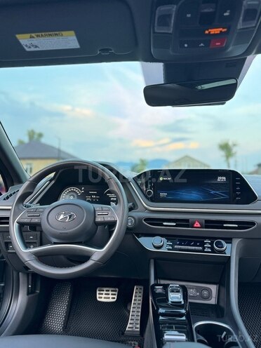 Hyundai Sonata-13