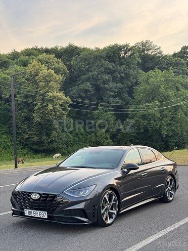 Hyundai Sonata-2