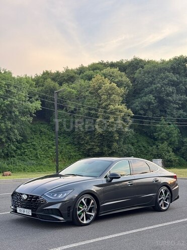 Hyundai Sonata-4