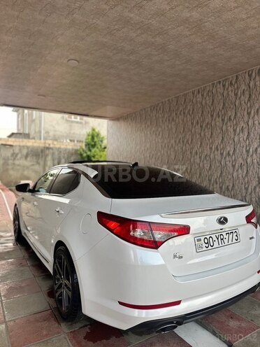 Kia Optima-4