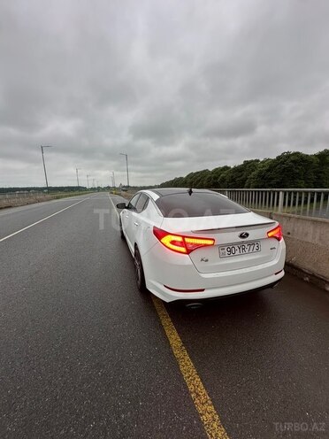 Kia Optima-13