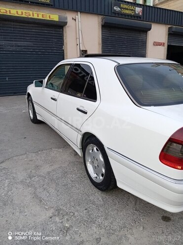 Mercedes C 230-4