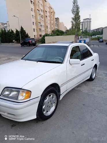 Mercedes C 230-6