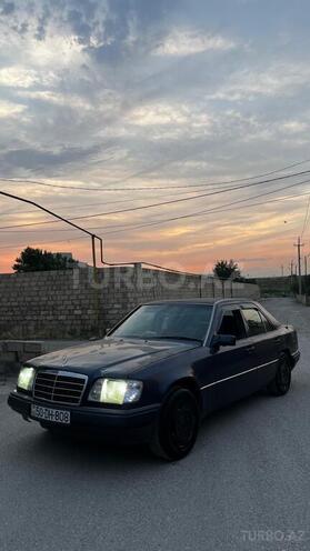 Mercedes 200 D-4