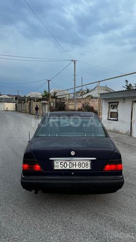 Mercedes 200 D-7