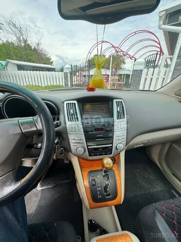Lexus RX 330-14