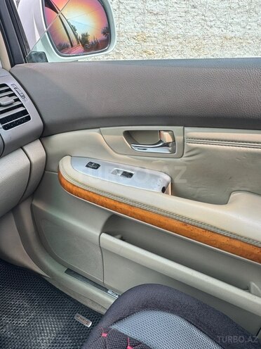 Lexus RX 330-16