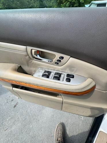 Lexus RX 330-15