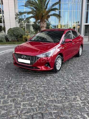 Hyundai Accent-8