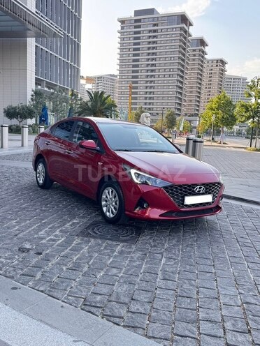 Hyundai Accent-9