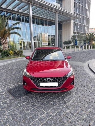 Hyundai Accent-16