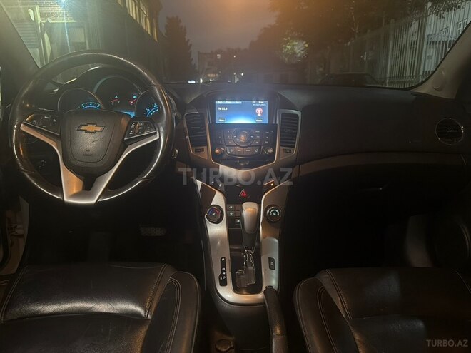 Chevrolet Cruze-5
