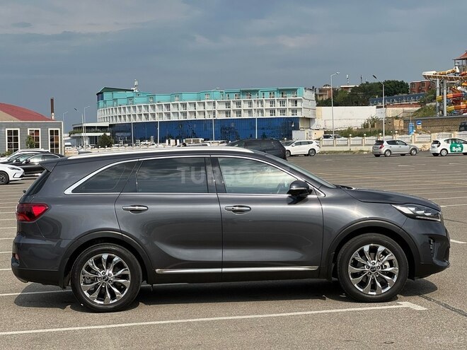 Kia Sorento-10