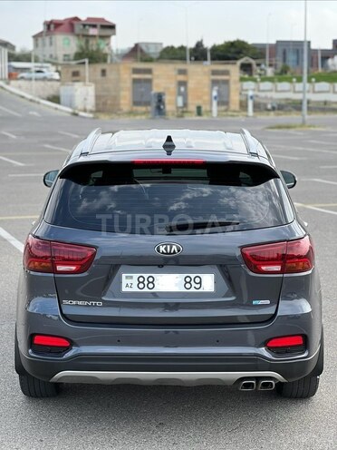Kia Sorento-3