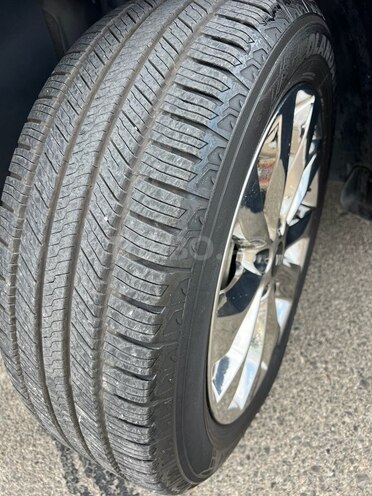 Kia Sorento-14