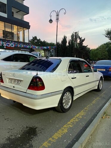 Mercedes C 220-8