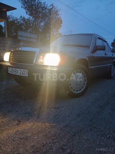 Mercedes 190-14