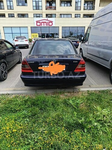 Mercedes C 220-2