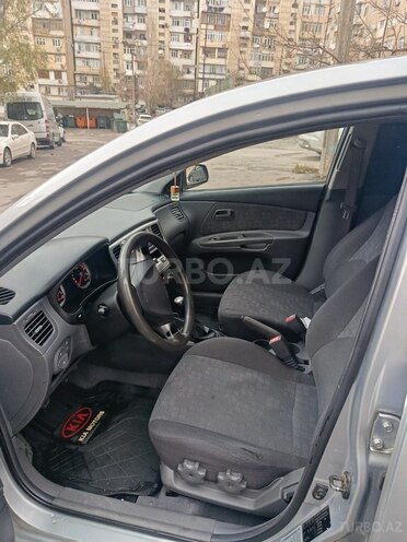Kia Rio-16