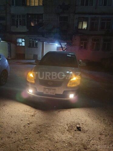 Kia Rio-7