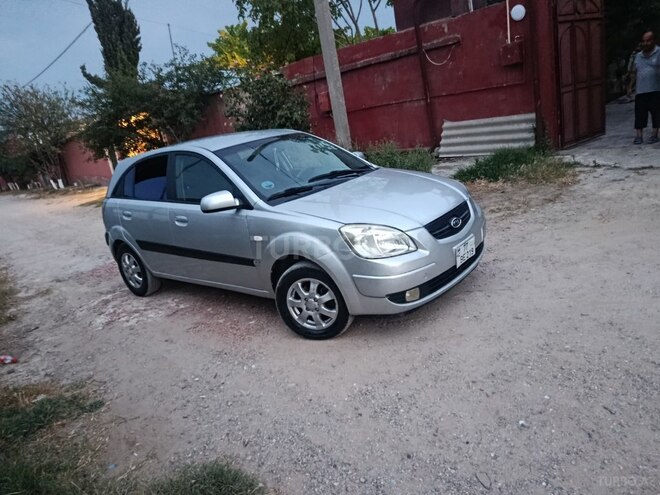Kia Rio-4