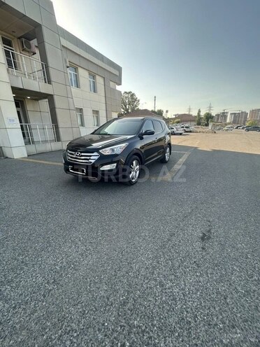 Hyundai Santa Fe-1